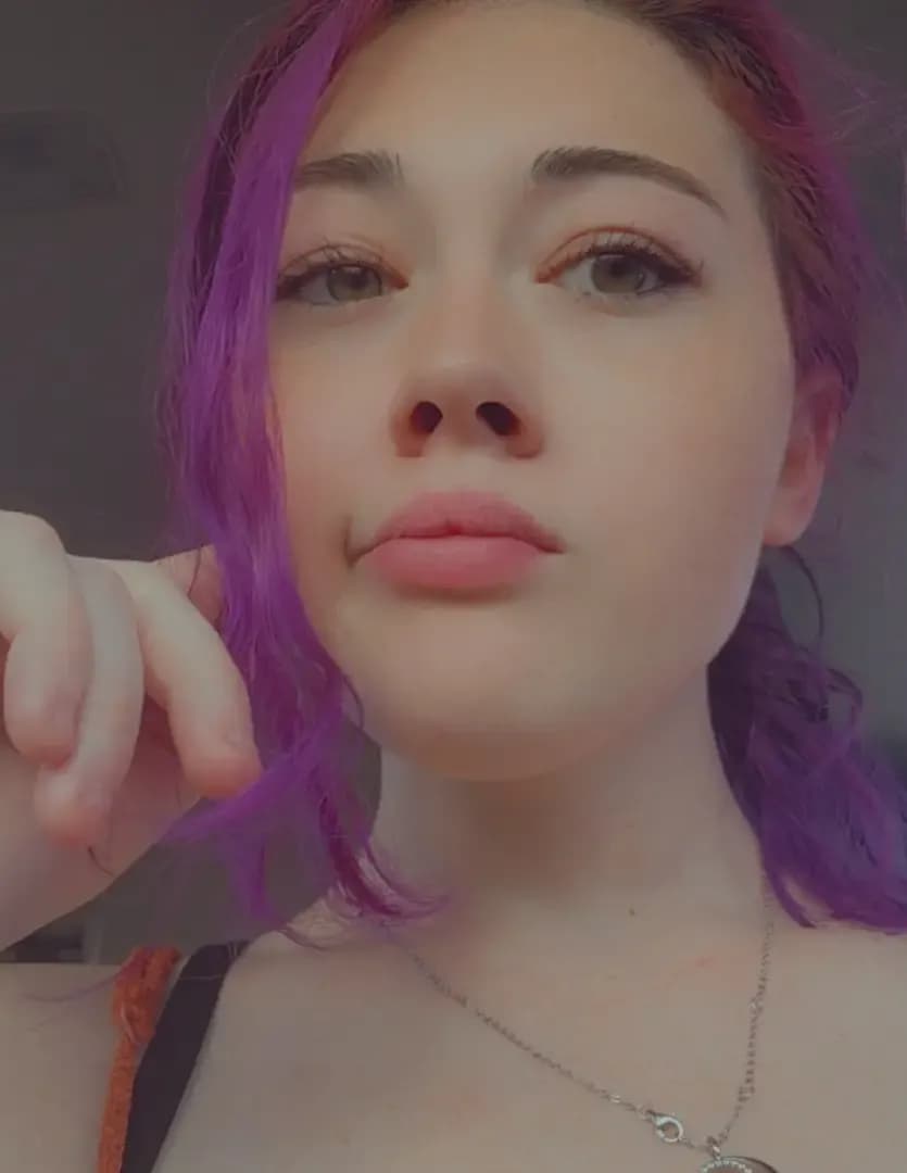 Peachez.alayna image