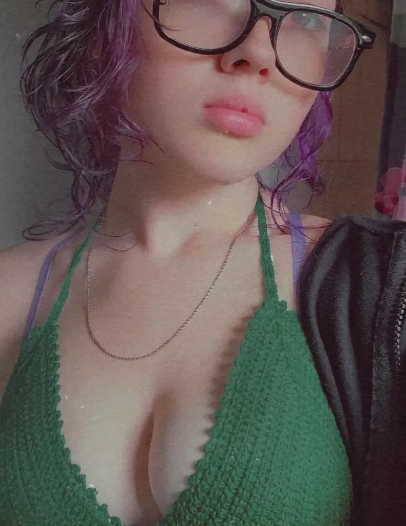 Peachez.alayna image