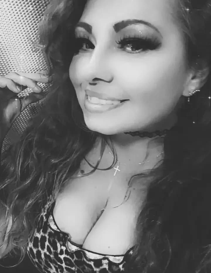 BeretButterfly_Love image