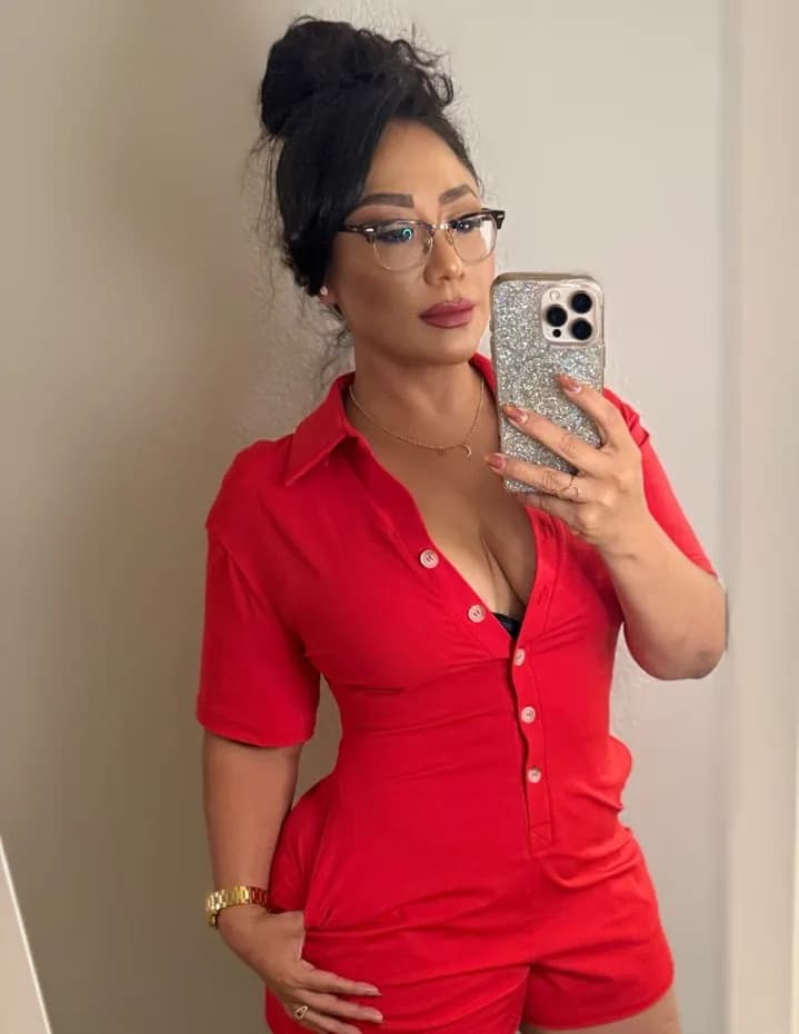 Jaqueline image