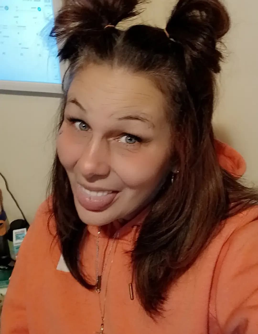 Nicole image