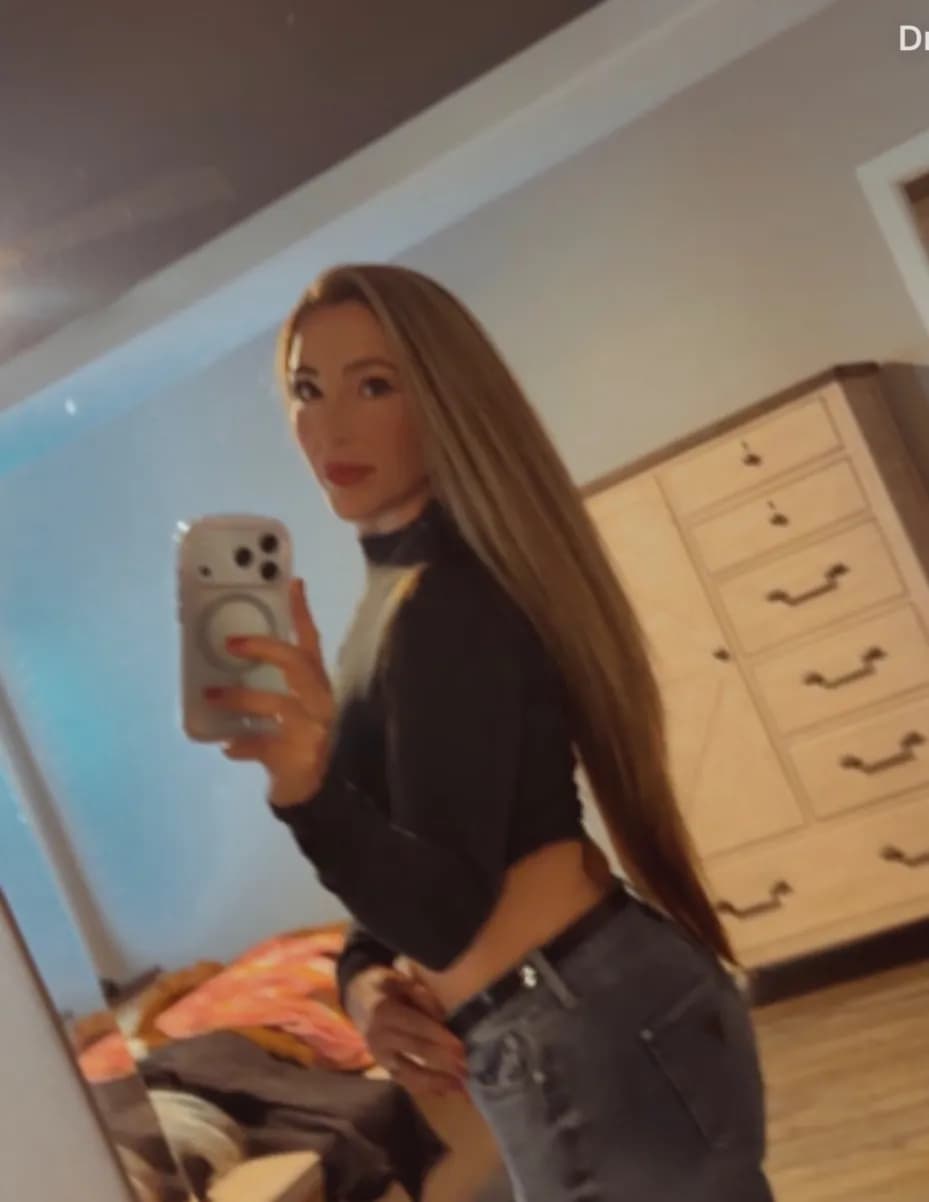 Krystal Contreras image