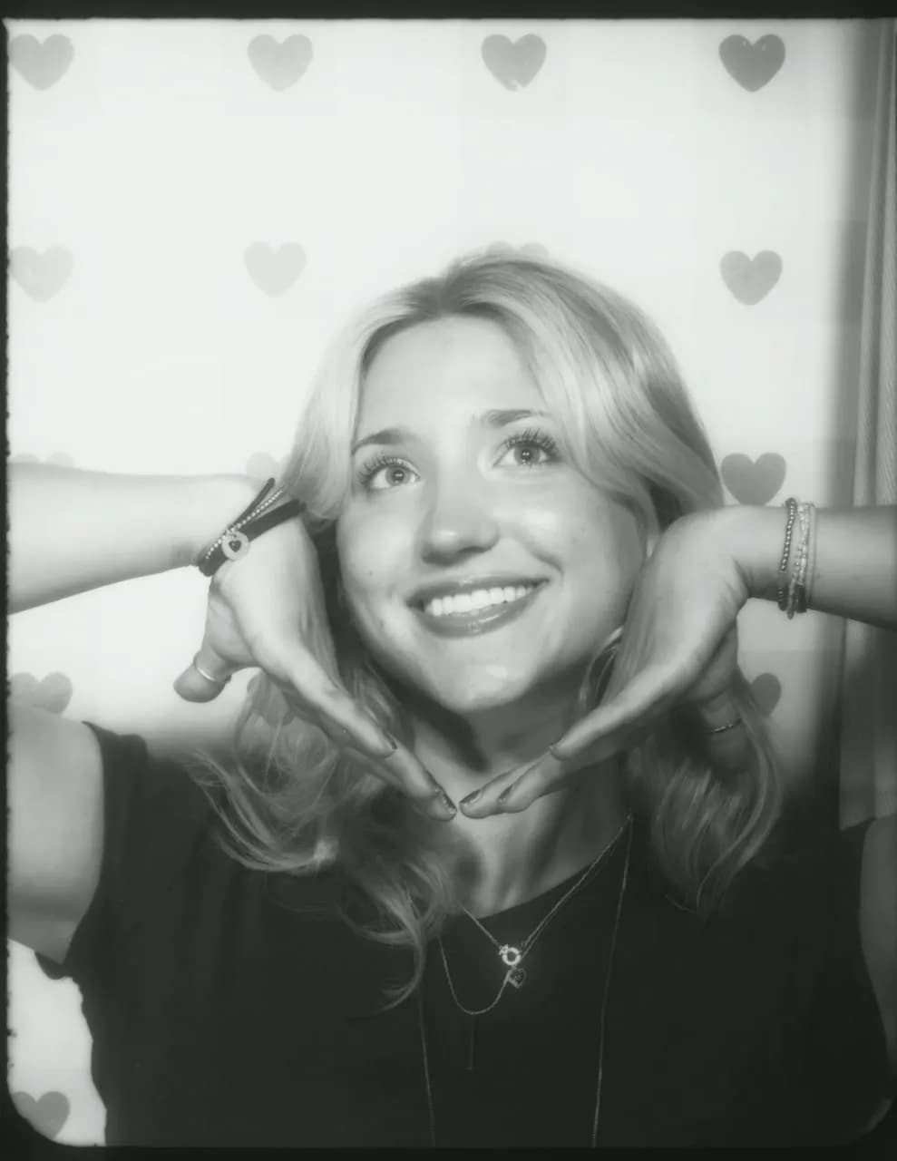 Katieknowles image