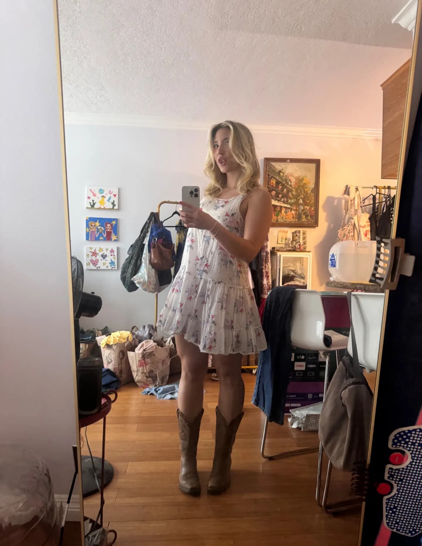 Katieknowles image