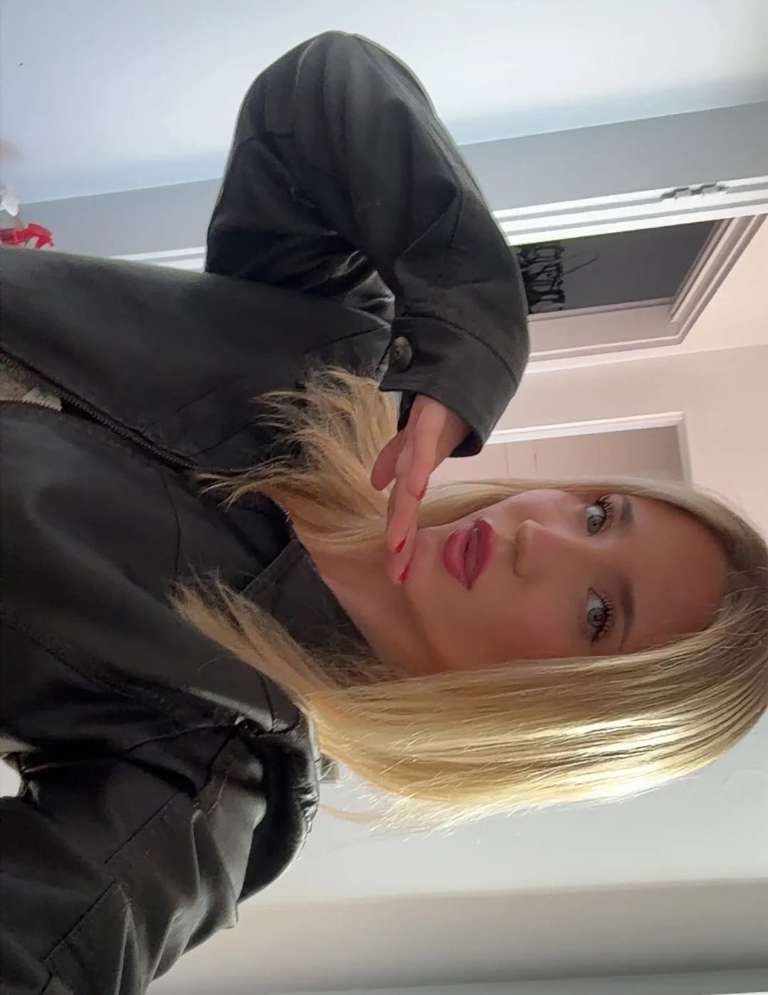 Katieknowles image