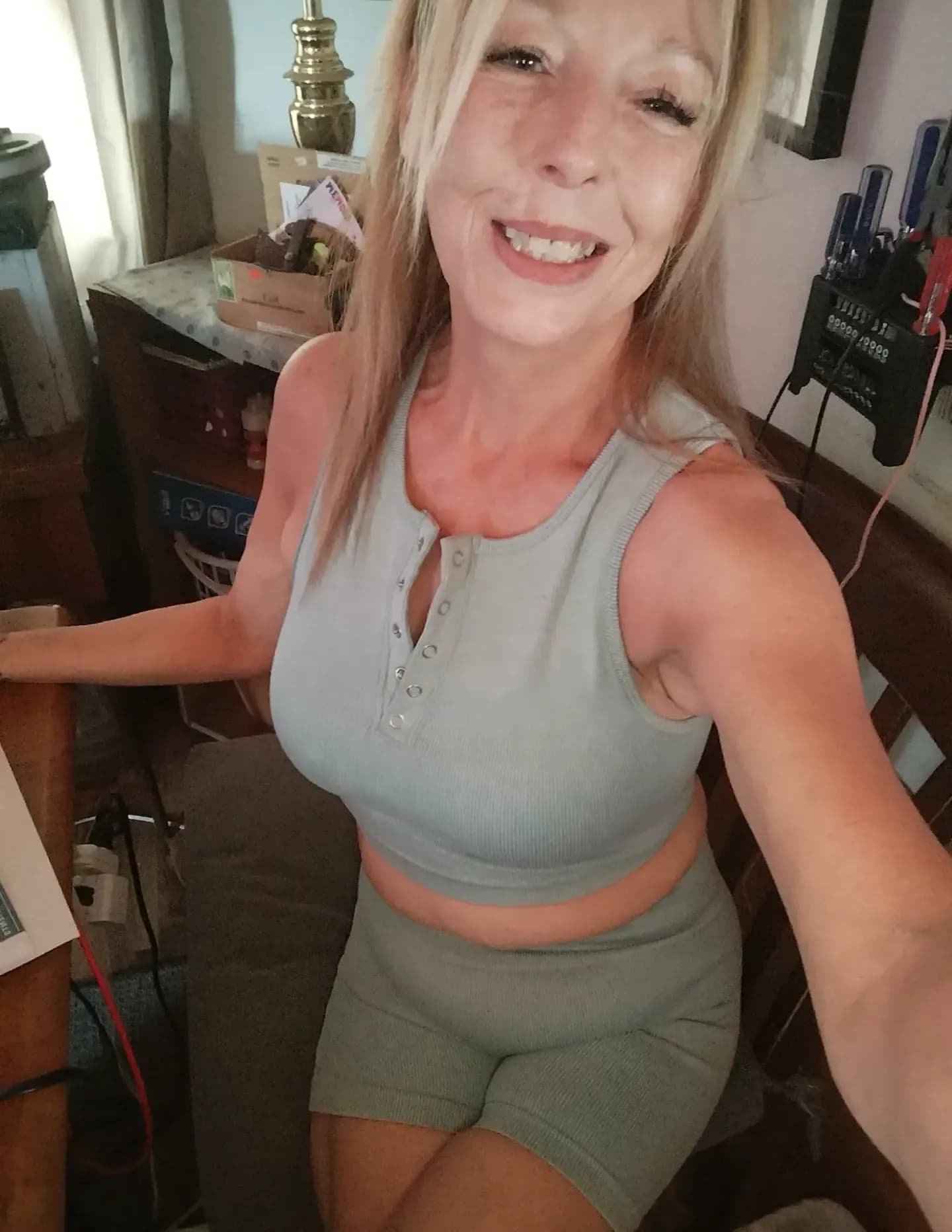 Bernadette Brown image