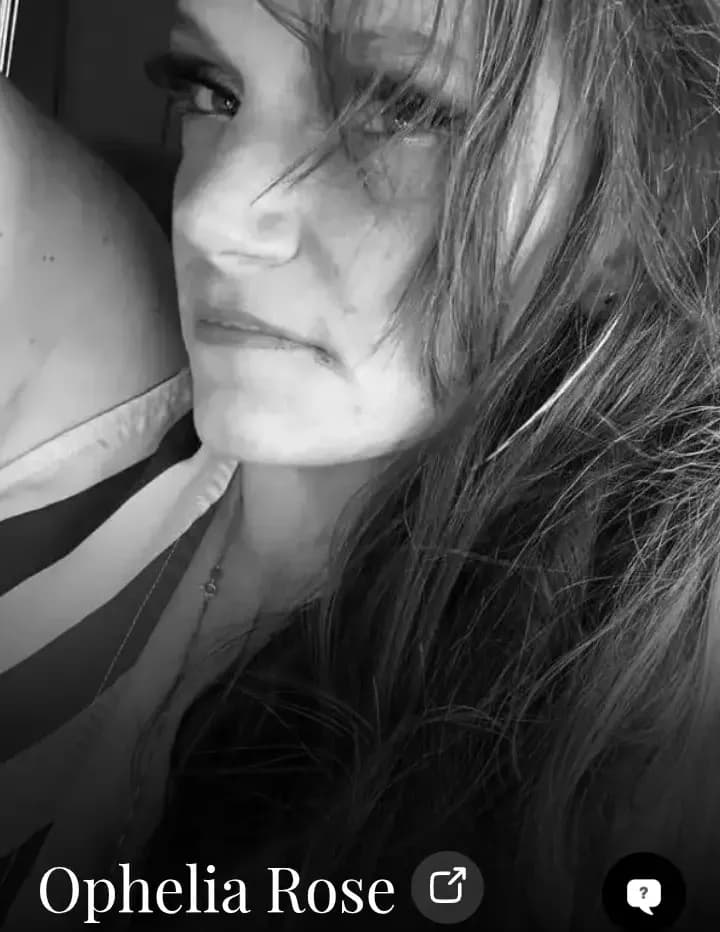 Ophelia Rose image