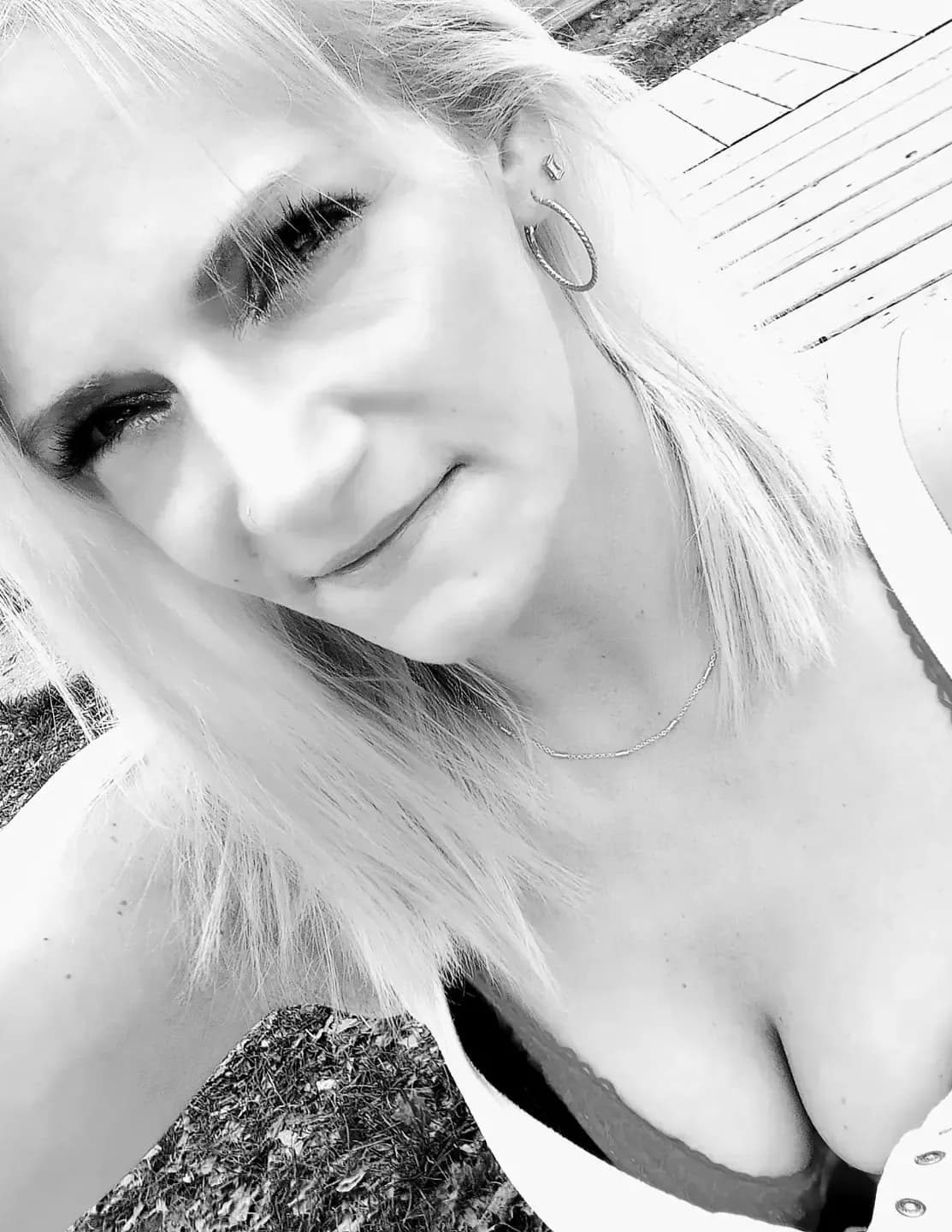 Ophelia Rose image