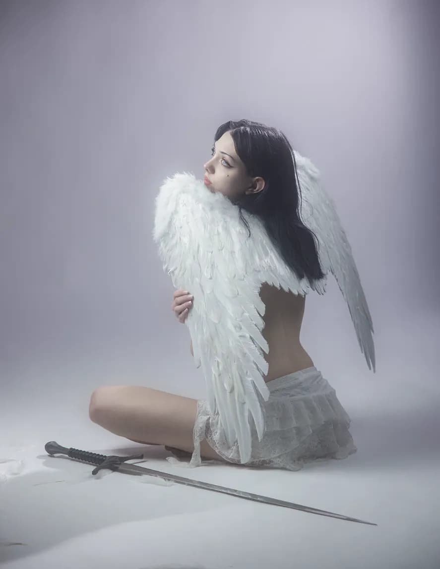 lydia levens image