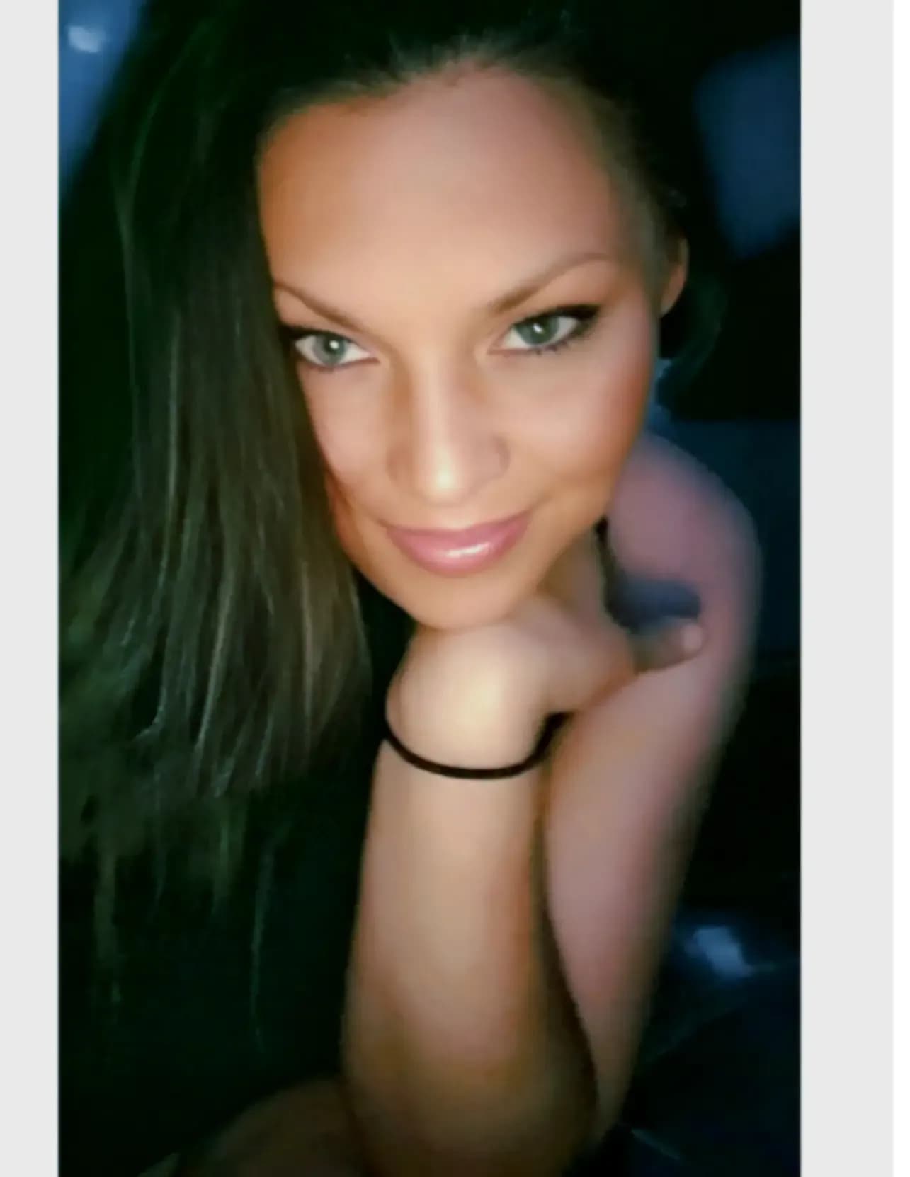 V. Love James image