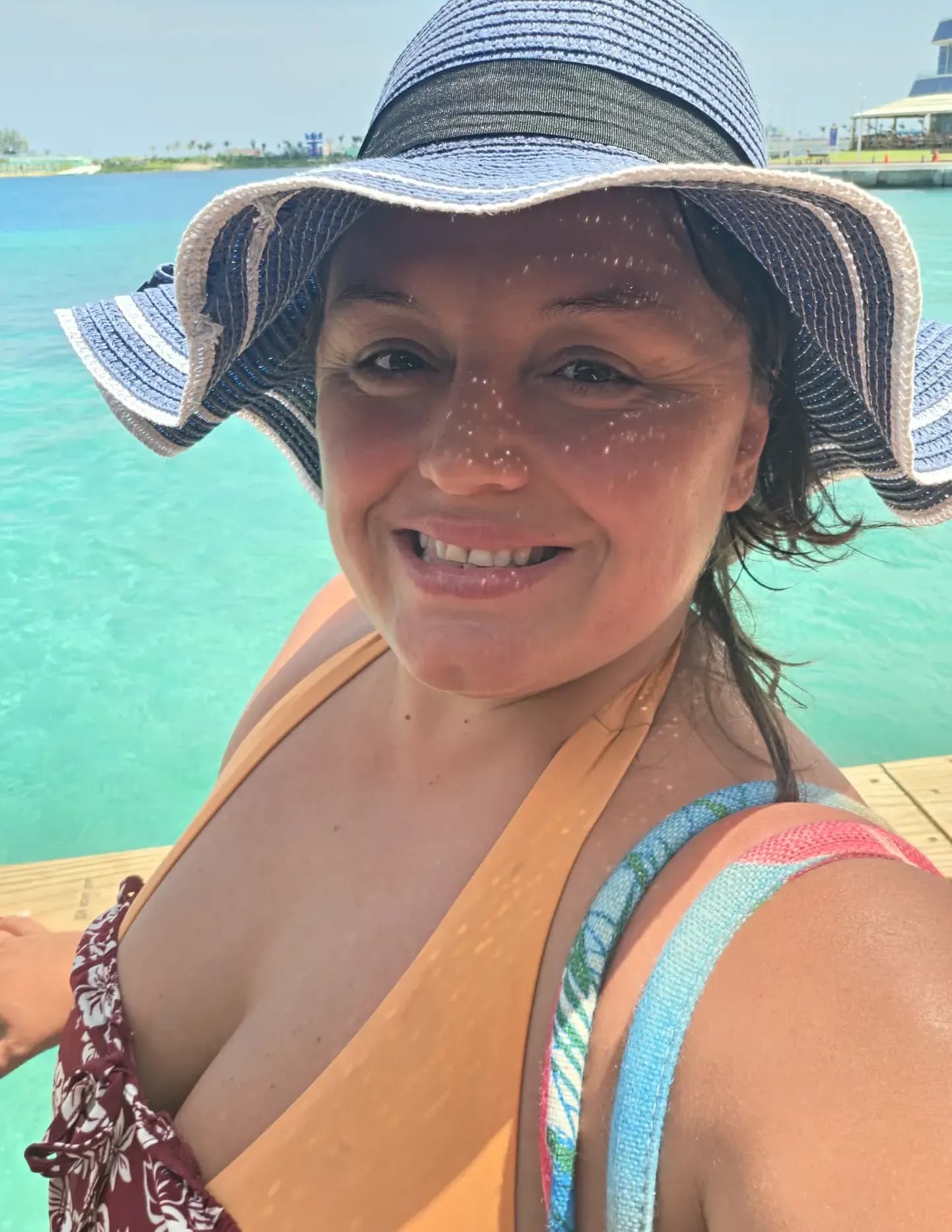 Adela  Mucllari image
