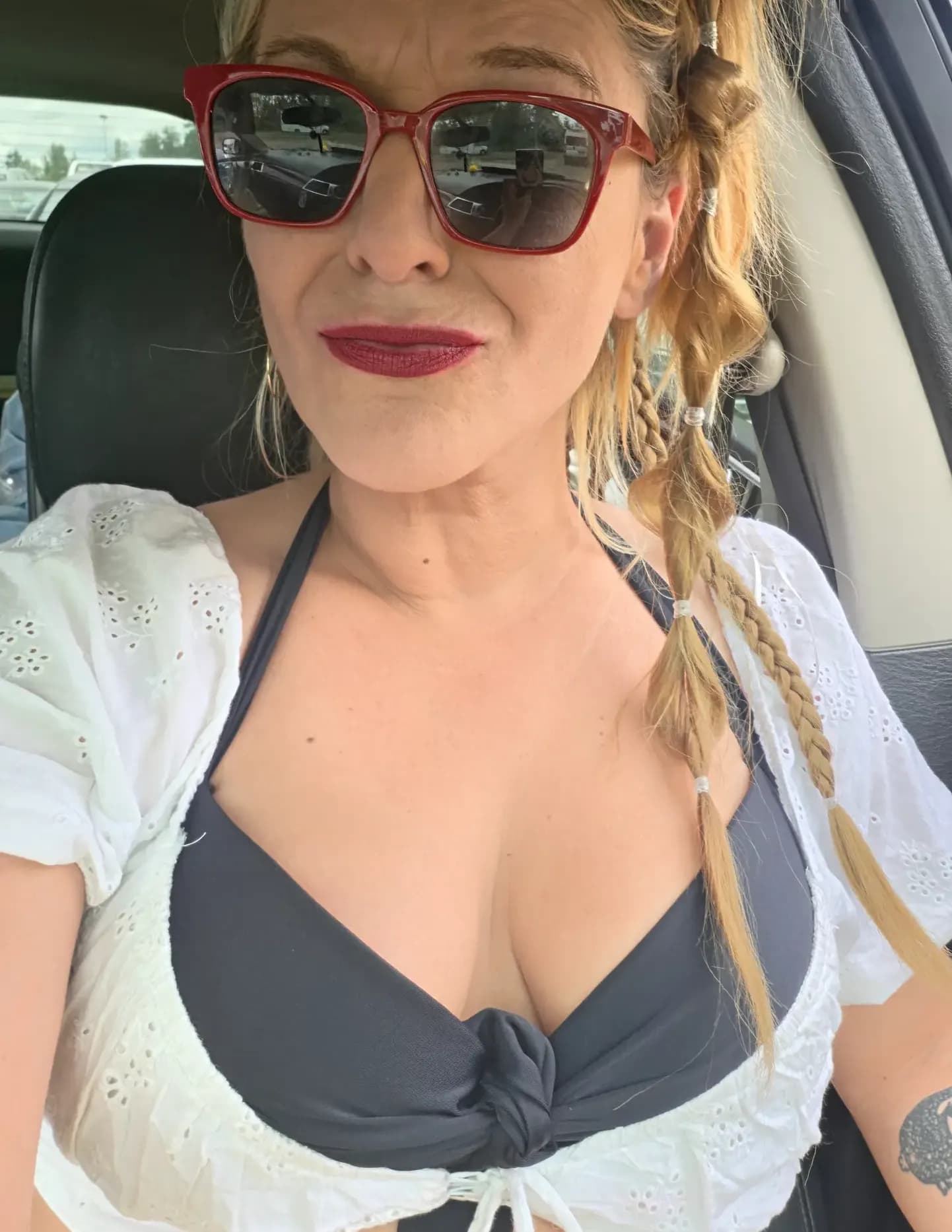 Samantha Jay image