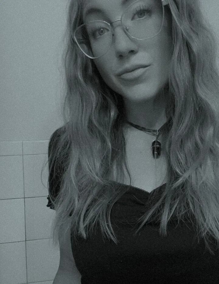 Jen D. image