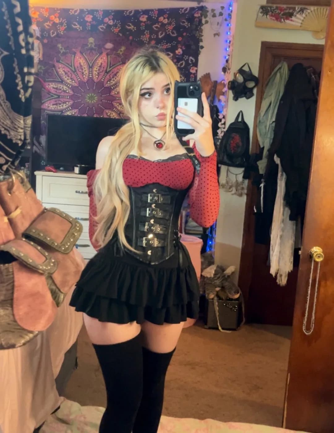 kazrenee image