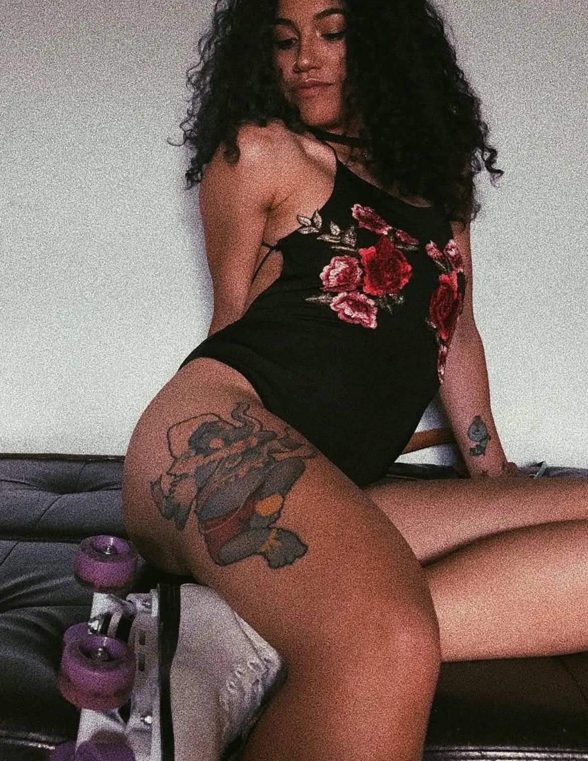 Taylor Raquel image
