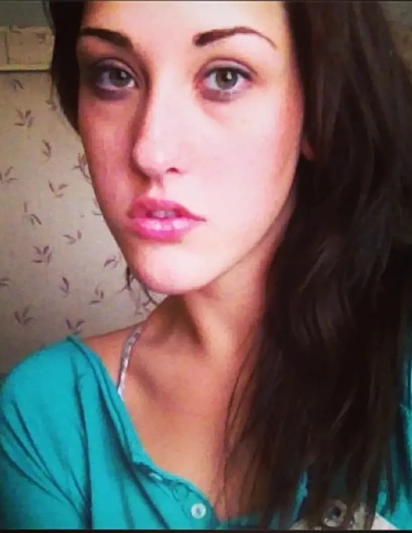 Hannah Shives image