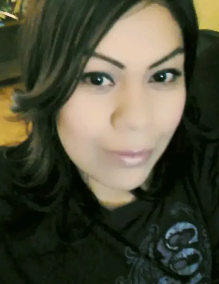 Sandra B image
