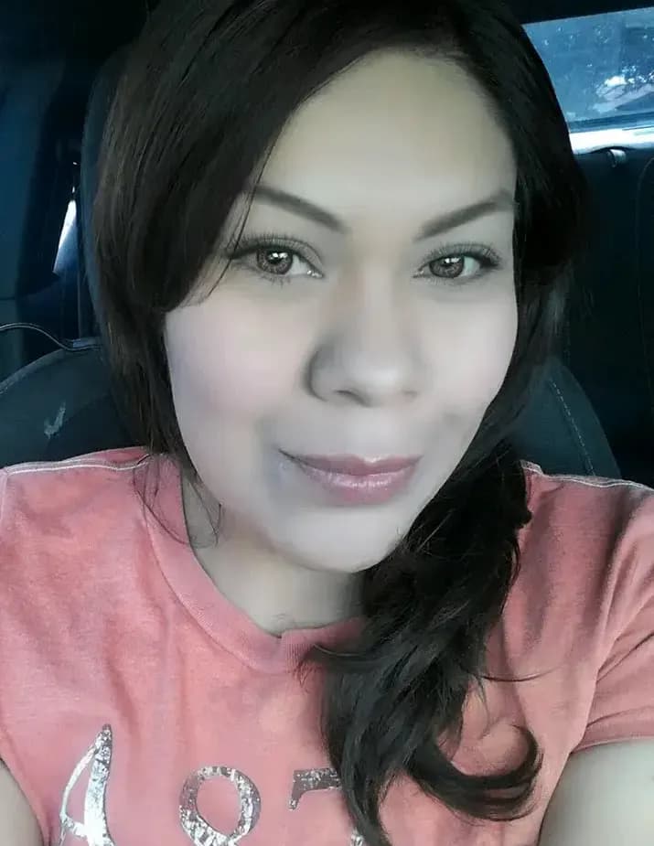 Sandra B image