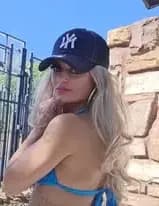 Bombshell Beauty image