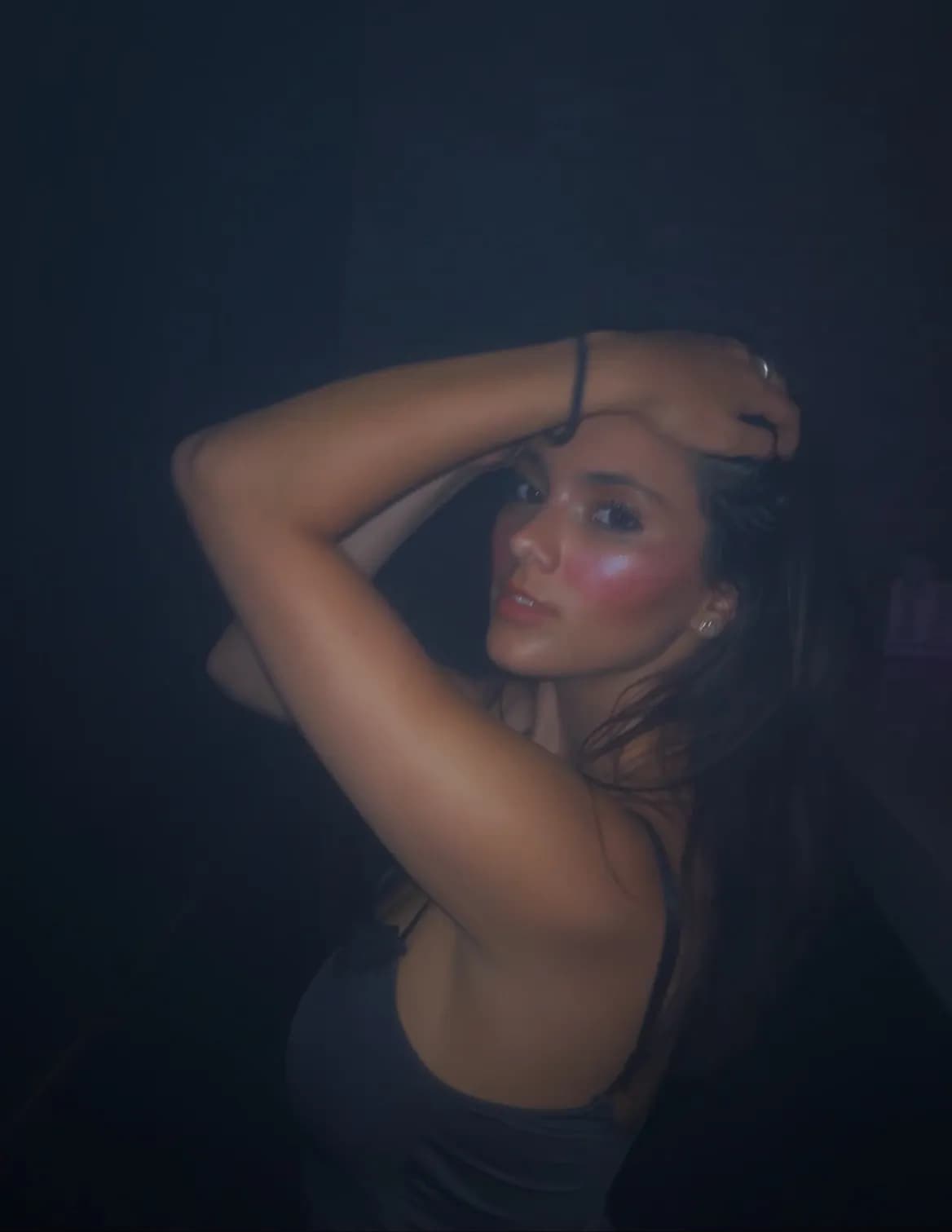 Scarletmariehili image