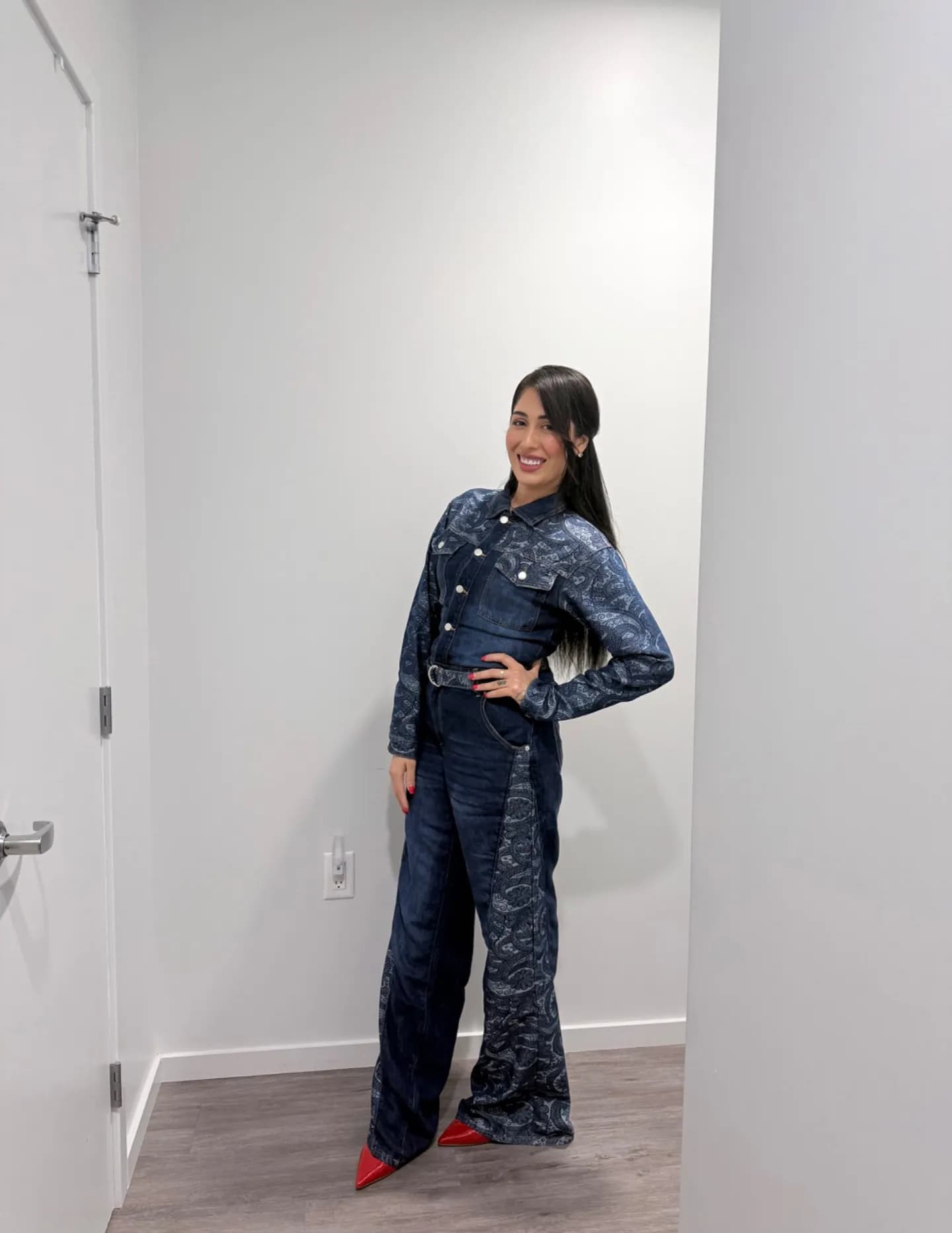 Lila Velasquez image