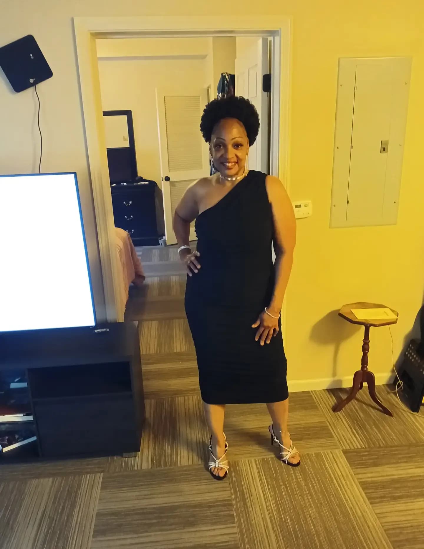 Annette Walker image