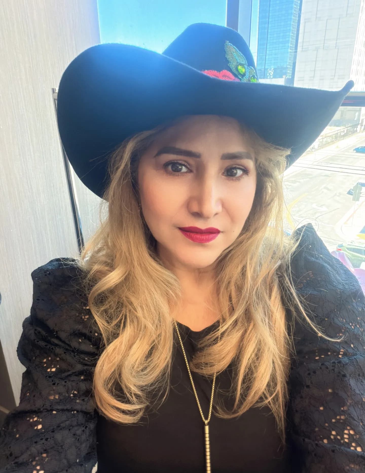 Camila Treto image
