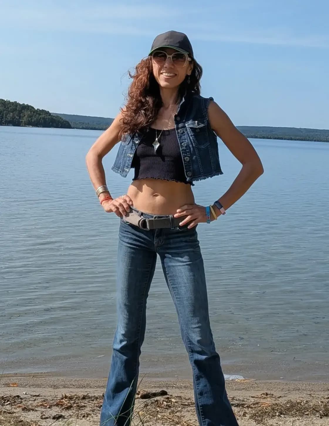 Yoali Lara image