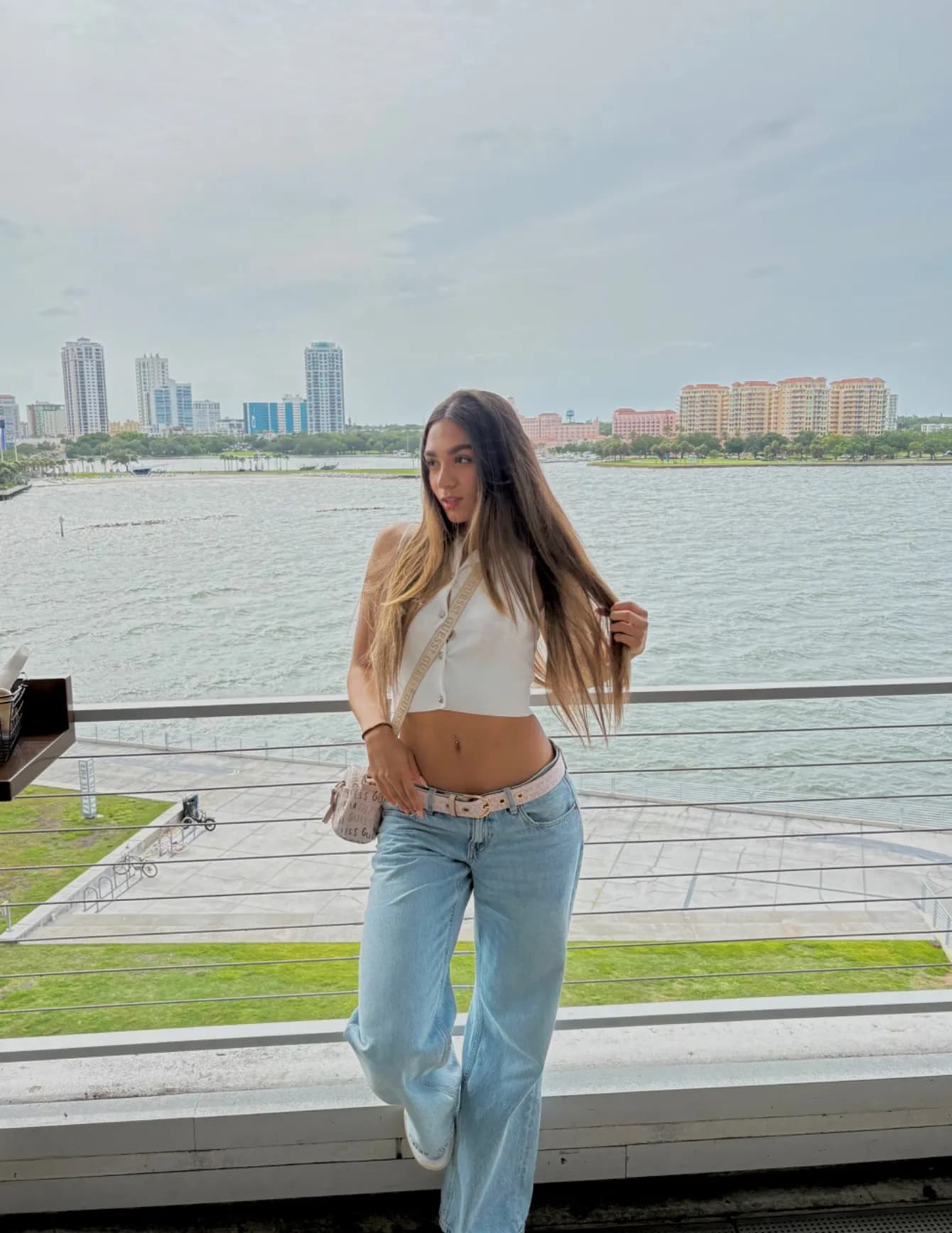 Gabriela Vargas image