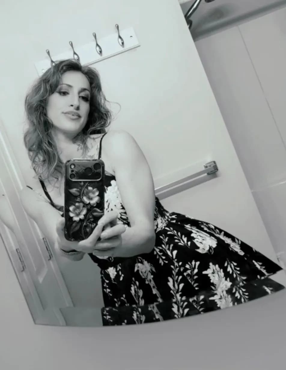 Grace Weisman image