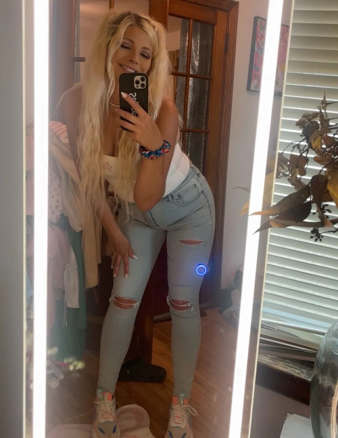 competitor gJvjV