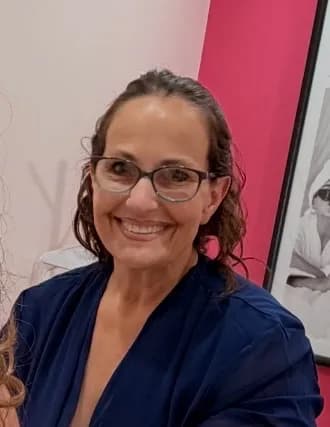 Maria Martinez image