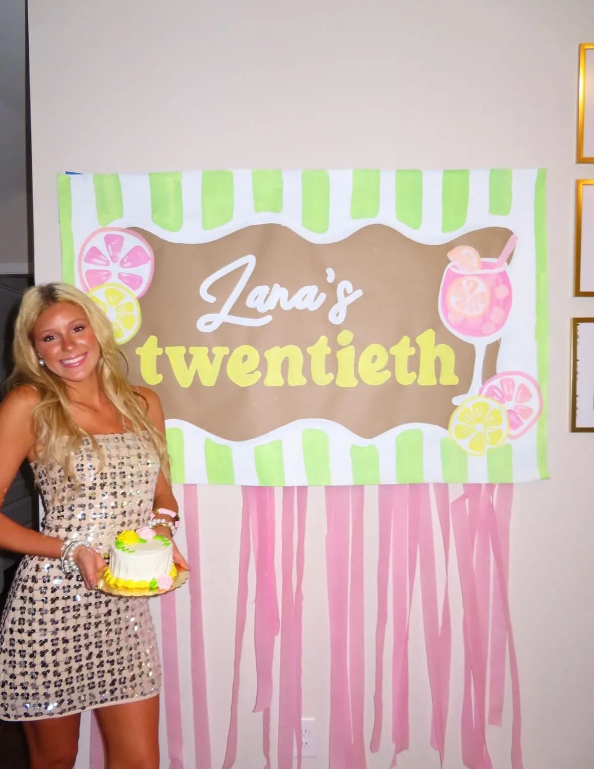 lanaraeholbert image