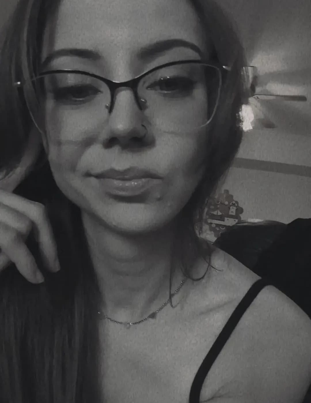 Lacey image
