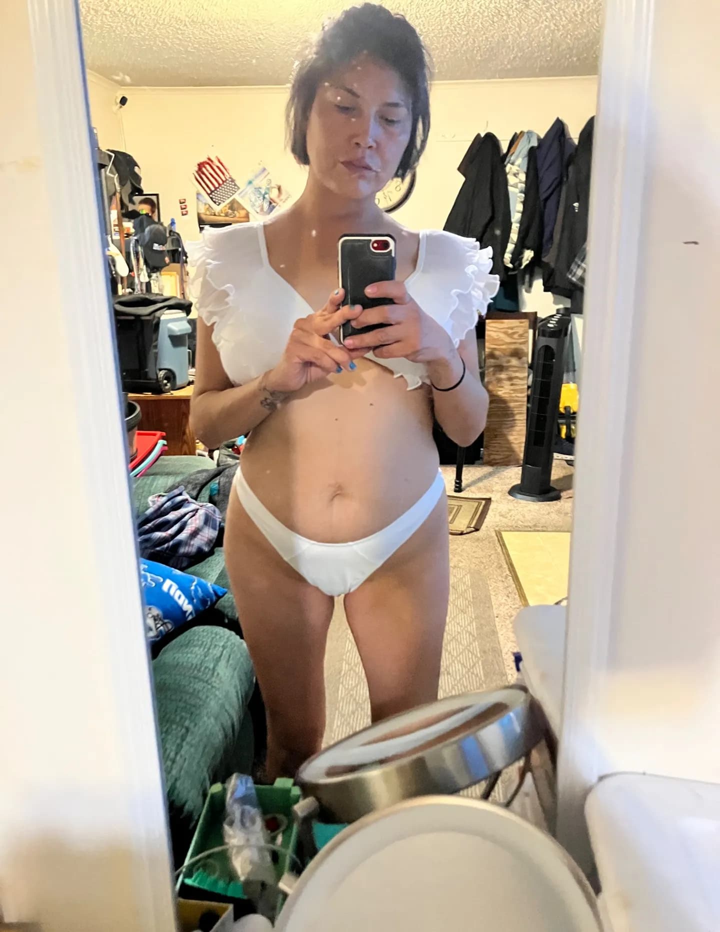competitor vY07Q