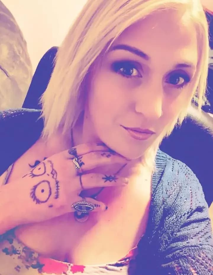 Kirsten Elizabeth image