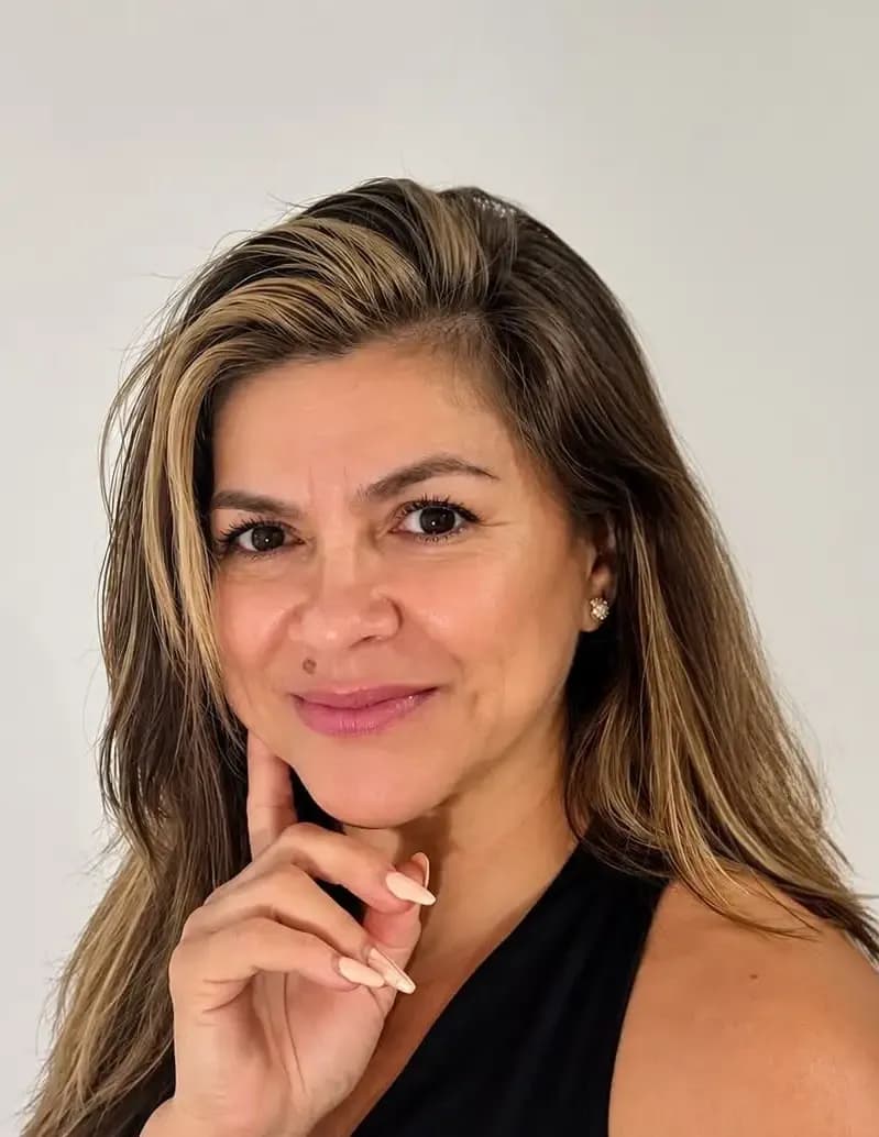 Patricia Elena image