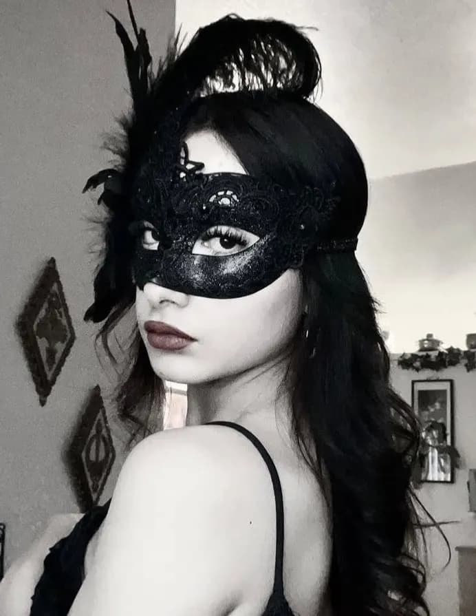 Anna Ortiz image