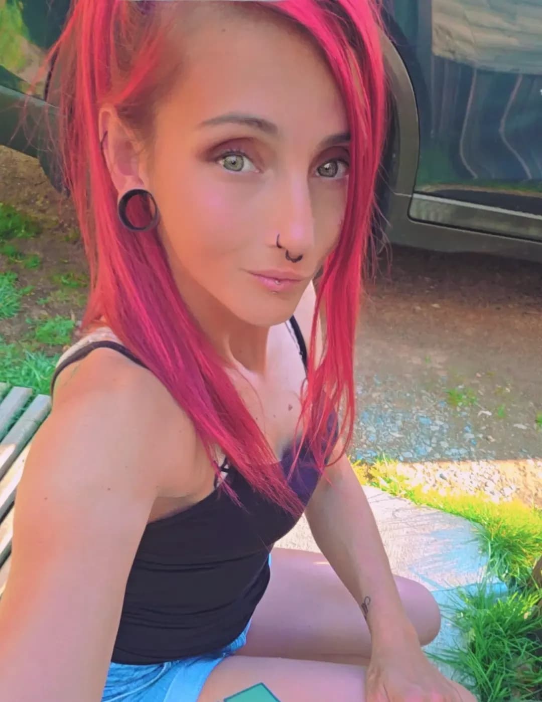 competitor 9RWYy
