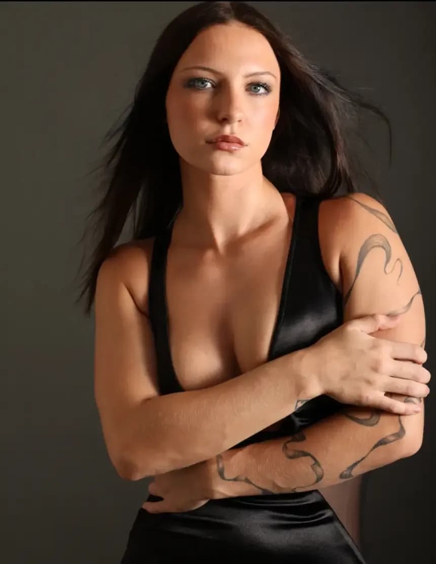 Gemma Rhodes image