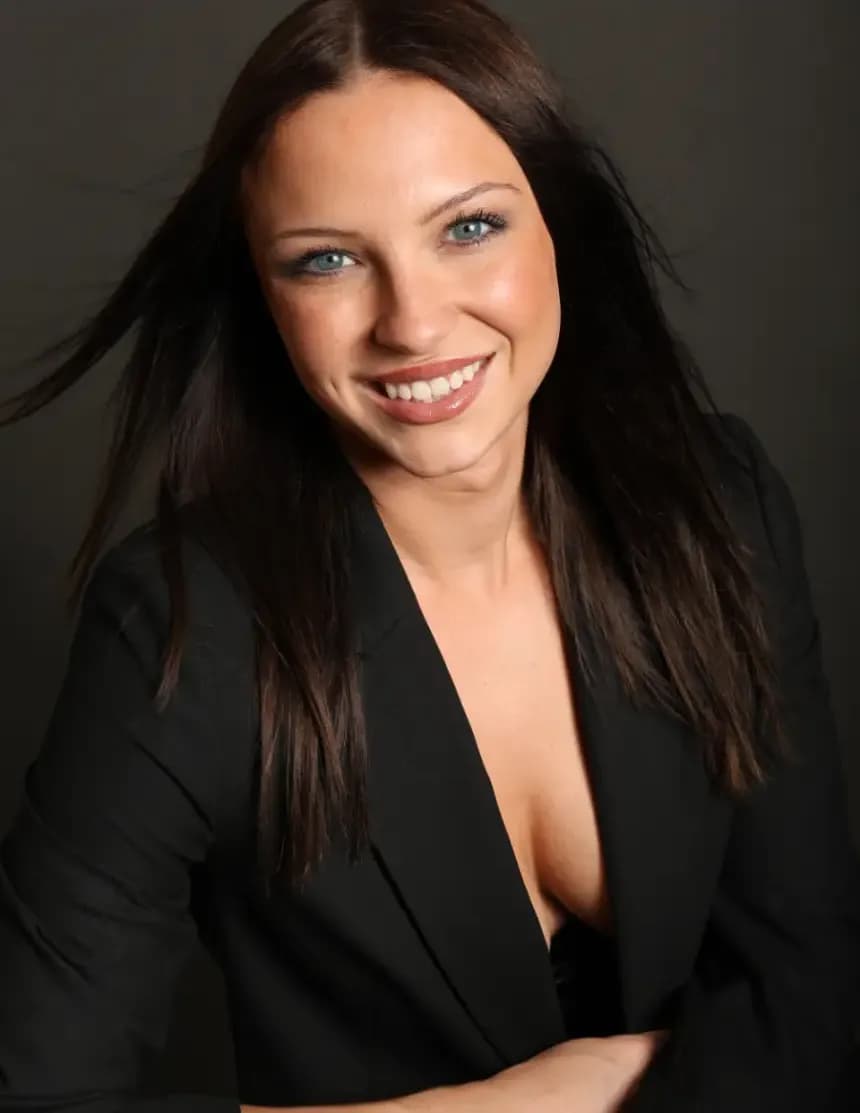 Gemma Rhodes image