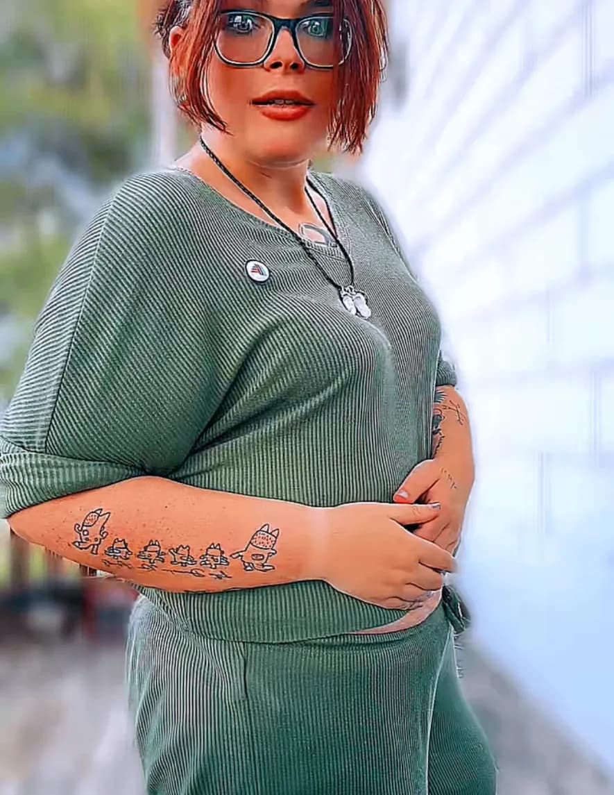 Nikki Shania Shelton image