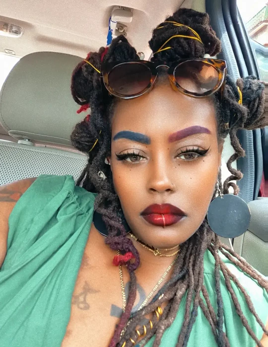 Antonia Allison yeadatmakeup image
