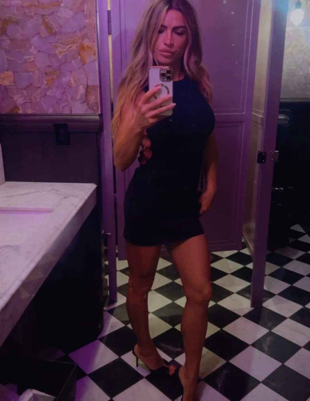 Larissa kay image