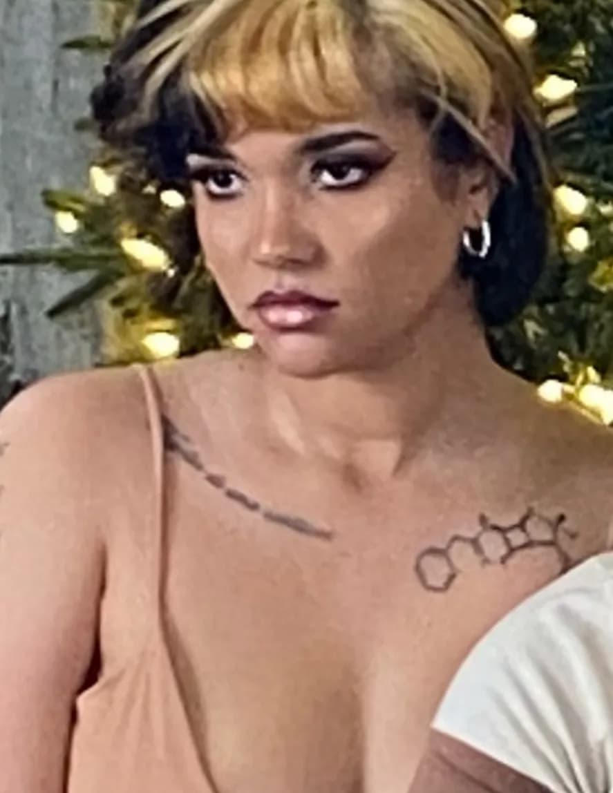Kiana Cook image