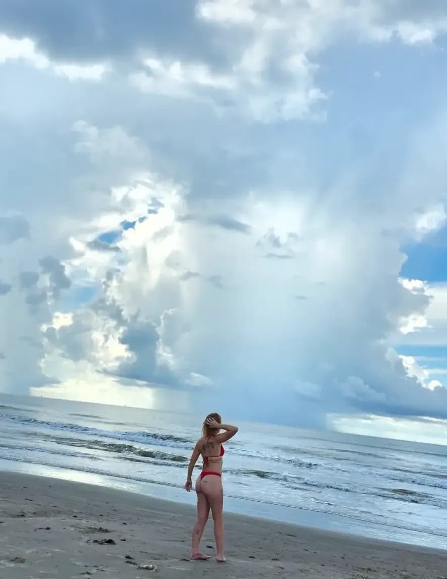 BrookLynn image