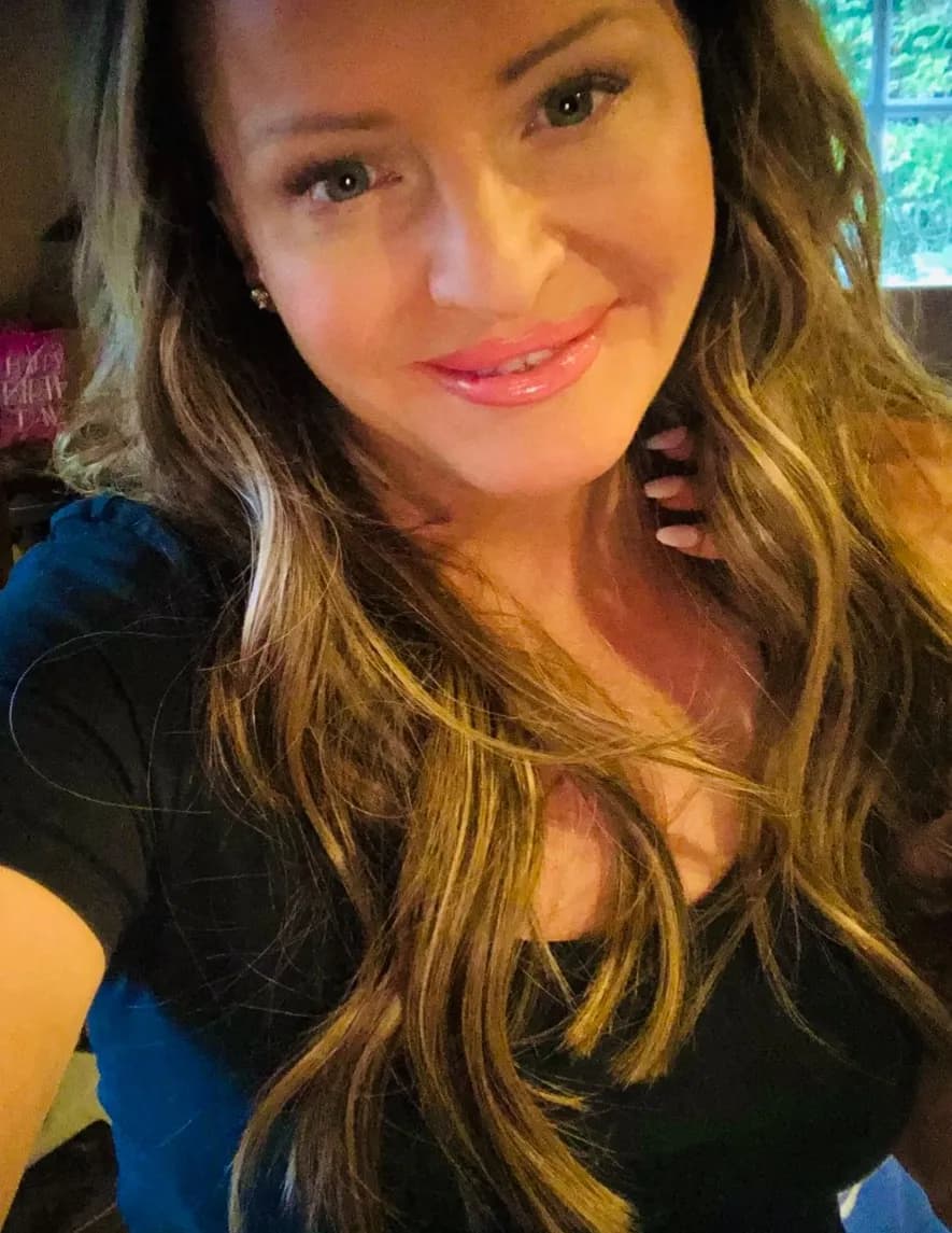 Valerieannanderson image