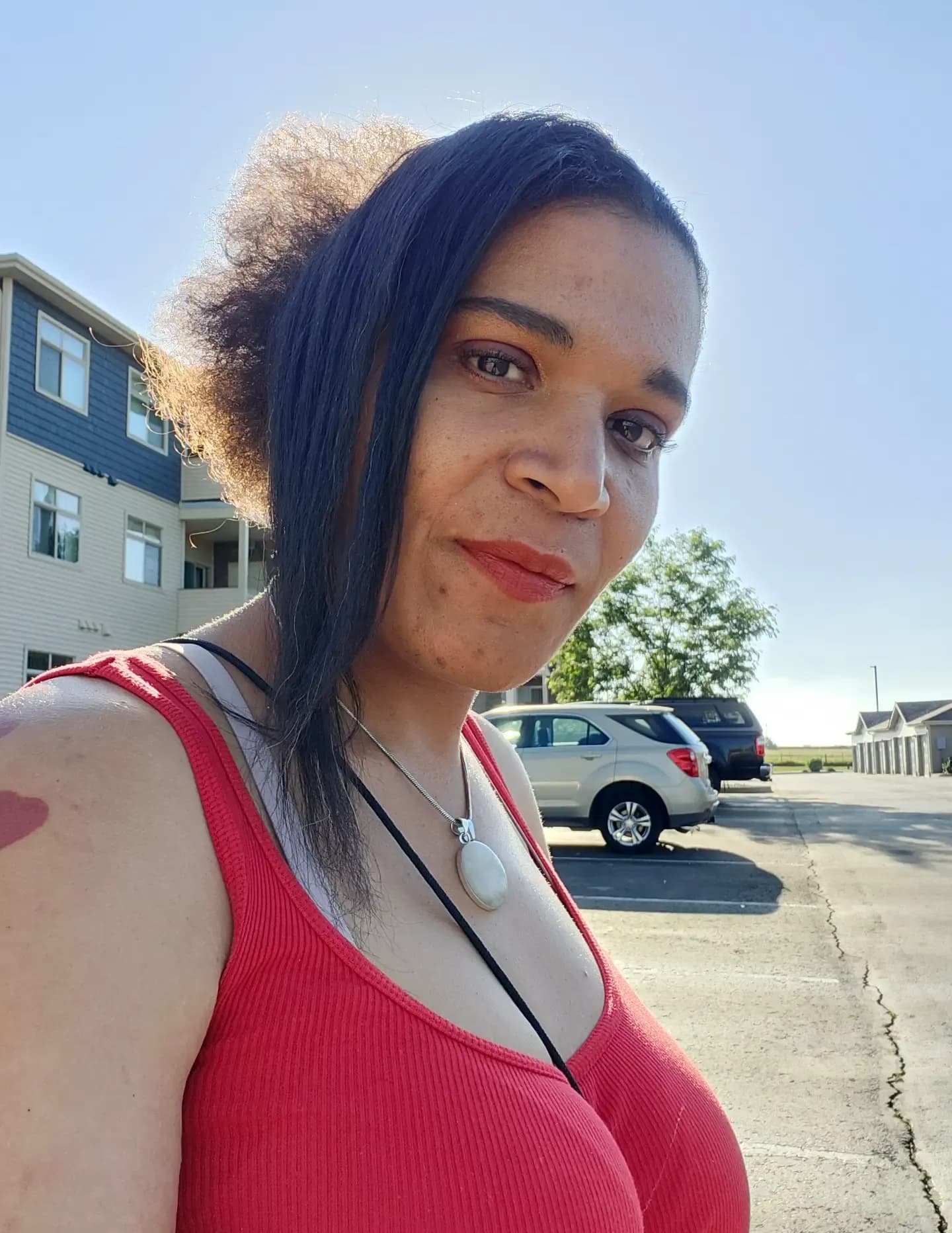 Lola whiteweather image