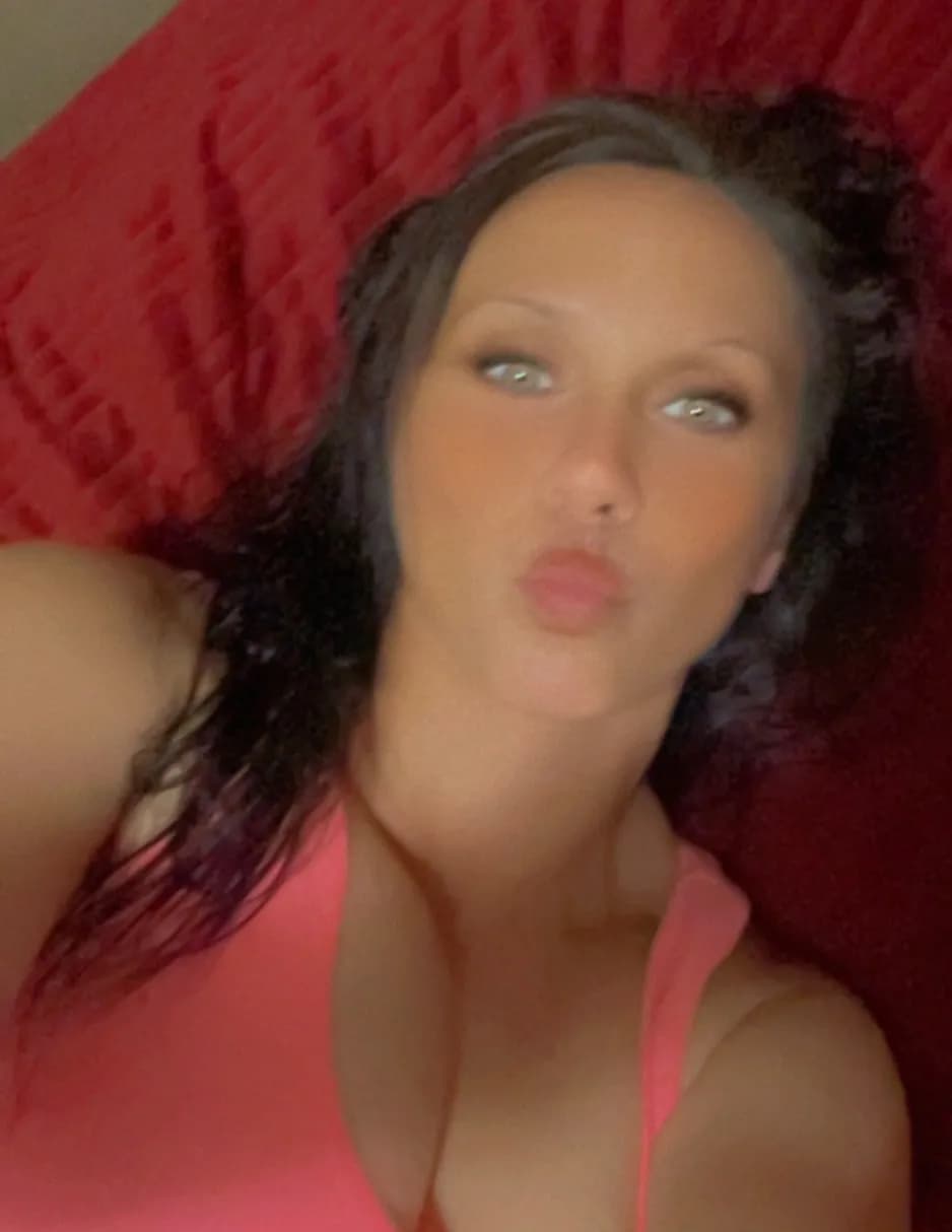Erika Jade image