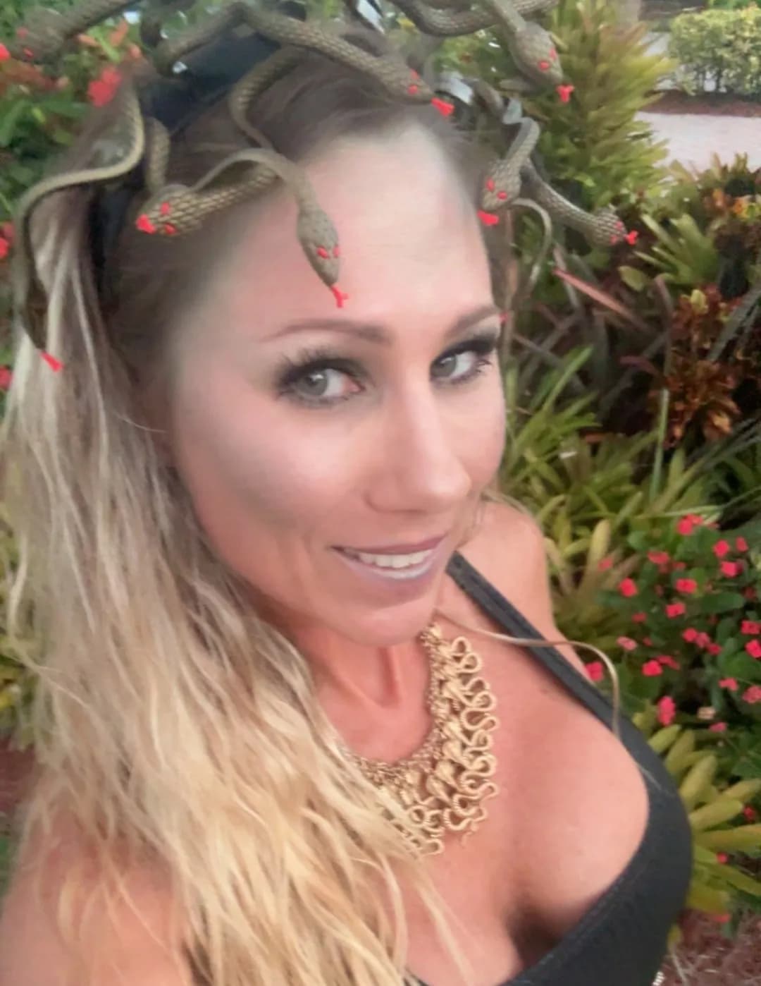 Deanna image